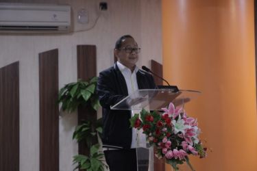Ketua DPRD Kota Tangsel Abdul Rasyid saat menjadi pembicara seminar nasional. (tangselpos.id/dra)