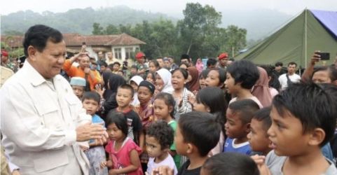 Menteri Pertahanan Prabowo Subianto kembali kunjungi pengangsi Cianjur. (Ist)