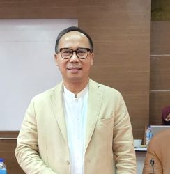 Dr. Muhadam Labolo, M.Si.(Dok. Pribadi)