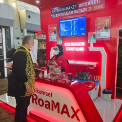 Paket RoaMAX Telkomsel_1-3 : Hadir di Terminal 3 Bandara Internasional Soekarno-Hatta.(Istimewa)