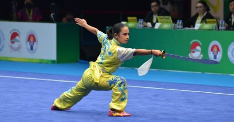 Atlet Wushu Indonesia Thalia Marvelina Tanzil sukses menyabet emas. Foto : Istimewa