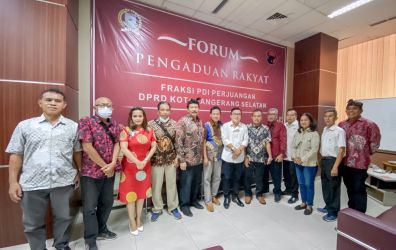 Parisada Hindu Dharma Indonesia (PHDI) Kota Tangsel menyampaikan aspirasi kepada DPRD Kota Tangsel, aspirasi yang disampaikan terkait tidak adanya tempat kremasi jenazah bagi umat Hindu Kota Tangsel.