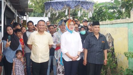 Airin Rachmi Diany saat berkunjung di Tangerang. (Ist)