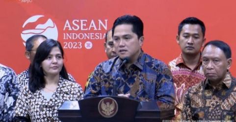 Ketum PSSI Erick Thohir saat konferensi pers. (Ist)