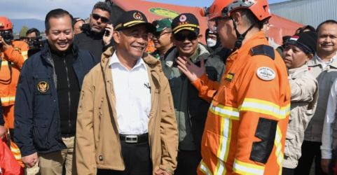 Menko PMK Muhadjir Effendy saat berada di Turki mengunjungi pusat operasi tim Indonesia Search and Rescue