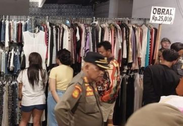 Toko baju online yang digrebek Satpol PP di daerah Serpong Utara. (Ist)