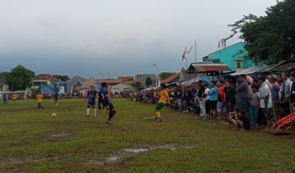 Laga antara Kecamatan Ciputat vs Ad-Sya berlangsung seru.(Ist).