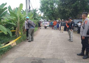 Lokasi penemuan mayat dalam koper.  (foto: Ist)