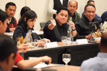 Ketum PSSI Erick Thohir pada acara Sarasehan PSSI di Hotel Le Meredien, Minggu (19/3)  (foto : Ist)