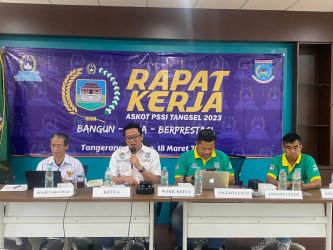 Askot PSSI Kota Tangsel menggelar rapat kerja 2023-2024. Dari raker tersebut Askot PSSI Kota Tangsel bersiap untuk menggelar kompetisi di Kota Tangsel. (Foto: Idral Mahdi)