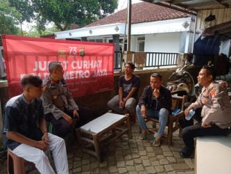 Polres Tangsel kembali menggelar kegiatan Jumat Curhat, dan kali ini digelar di Kelurahan Keranggan, Kecamatan Setu.