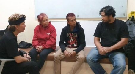 F dan S pembantu rumah tangga yang tega membunuh bosnya.  Foto : Ist