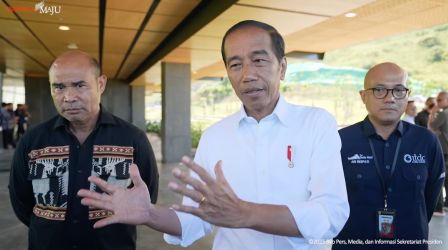 Presiden Jokowi saat berada di Labuan Bajo, NTT .  Foto : Setpres