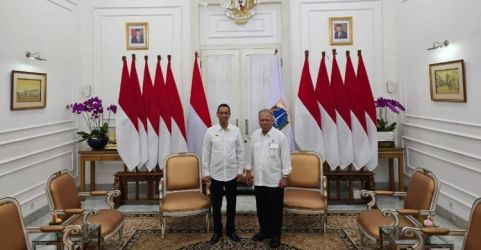 Menteri PUPR Basuki Hadimuljono (kanan) dan Pj Gubernur DKI Heru Budi Hartono (kiri) saat mengadakan pertemuan di kantor Balai Kota DKI. (Ist)