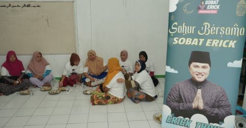 Sobat Erick menggelar kegiatan sahur bersama di Subabumi pada Minggu 2/4   foto : Ist