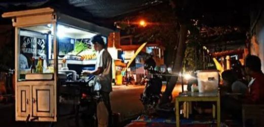 Ilustrasi penjual nasi goreng. Foto : Ist