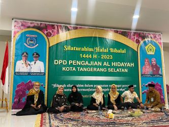 DPD Pengajian Al Hidayah Kota Tangsel menggelar silaturahmi sekaligus Halal Bihalal, berlangsung di Islamic Center Serpong, Selasa (30/5).(din)