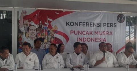 Andi Gani Ketua Dewan Pengarah Musra saat konferensi pers. Foto : Ist