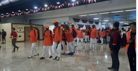 Para atlet basket mulai mendarat di Bandara Soekarno Hatta. Foto : Ist