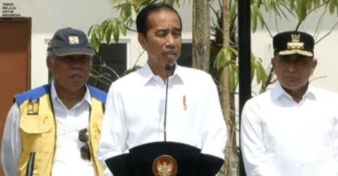 Presiden Jokowi pada peresmian SPAM di Medan. Foto : Setpres