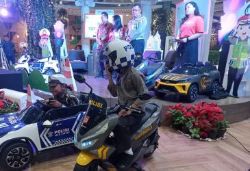 Peluncuran motor dan mobil aki untuk anak di Living World, Alam Sutera, Rabu (20/9).(Foto: Red/tangselpos.id).