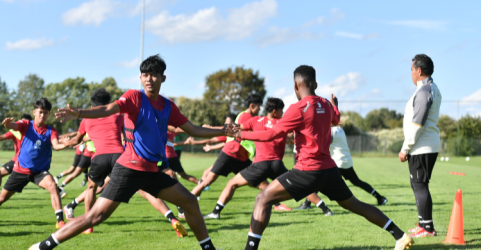 Bima Sakti dan Timnas U-17 saat berlatih di Jerman. Foto : Ist