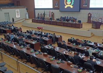 Suasana sidang Paripurna DPRD Provinsi Banten. Foto : Ist