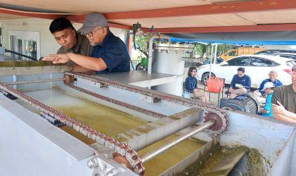 Uji coba pengolahan air bersih dengan alat yang didatangkan oleh PT Michigan Technology Indonesia dari Korea Selatan. Foto : Ist