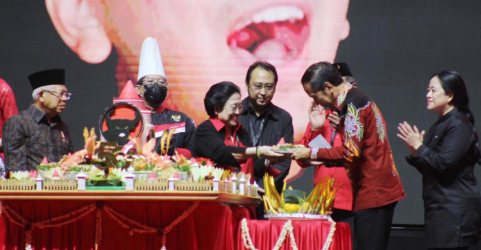 Presiden Jokowi saat menghadiri acara HUT PDIP ke 50. Foto : Ist