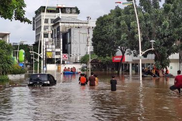 Banjir di daerah Kemang, Jakarta. Foto : Ist