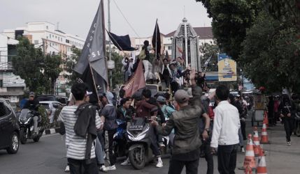 Dokumentasi Pelajar Tangsel yang menolak adanya aksi tawuran antar pelajar di Kota Tangsel. Di mana saat ini marak aksi tawuran di Kota Tangsel.(dra)