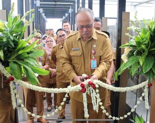 Peresmian kantor UPTD Pemanfaatan dan Pengamanan Barang Milik Daerah Kota Tangsel.(irm)