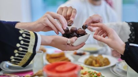 Ilustrasi berbuka puasa. Foto : Ist