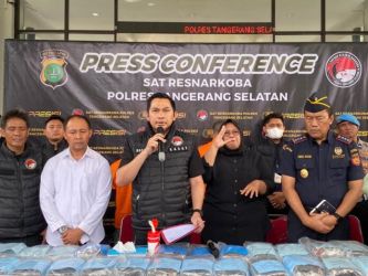 Polres Tangsel ungkap kasus peredaran narkoba jenis ganja yang berhasil digagalkan.(dra)