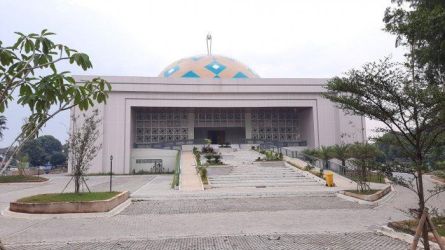 Gedung Islamic Center Tangsel. Foto : Ist
