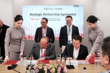 Telkomsel dan Huawei menandatangani dua Strategic Partnership Agreement (SPA) terkait Home Broadband and 5G Innovation dan Talent Development. (Ist)