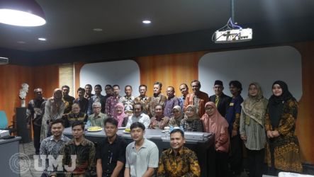 Universtias Muhammadiyah Jakarta (UMJ) menjadi fasilitator Pelatihan Nasional Standardisasi Kompetensi Dosen Pancasila,.(dra)