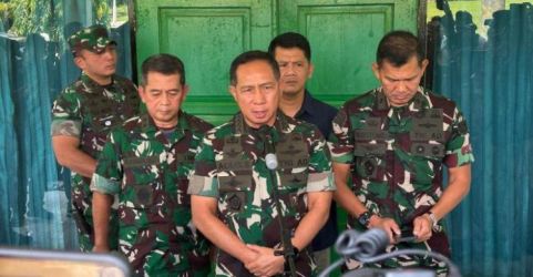 Panglima TNI Jenderal Agus Subiyanto saat konferensi pers. Foto : Ist