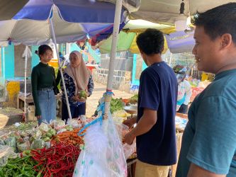 Beberapa pasar tradisional di Kot tangsel pasca libur lebaran mulai ramai.(dra)