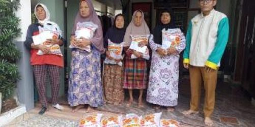 Baznas Kota Tangsel mengadakan kegiatan berbagi kepada Lansia.(dra)