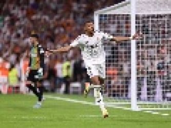 Selebrasi Mbappe usai mencatak gol. Foto : Ist