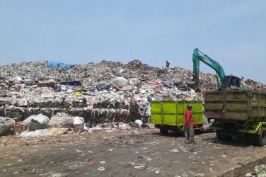 Pemkot Tangsel diminta terus gencarkan kegiatan pemilahan sampah.