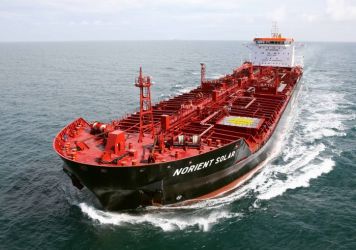 Ilustrasi kapal tanker minyak. Foto : Ist