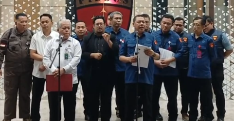 Konferensi pers dari Kejagung terkait kasus kasus minyak mentah. Foto : Ist
