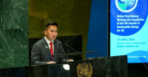 Pendiri Society of Renewable Energy (SRE) Zagy Yakana Berian menyampaikan pandangan pada sidang Majelis Umum PBB soal percepatan implementasi SDG 7, menandai berakhirnya Dekade Energi Berkelanjutan untuk Semua (2014–2024). Foto: SRE