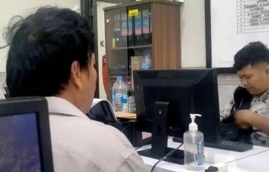 BS tokoh masyarakat terciduk saat pesta sabu. Foto : Ist