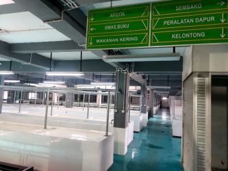 Kondisi los di Pasar Ciputat yang telah disediakan oleh Pemkot Tangsel, Selasa (2/9)