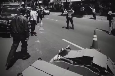 Korban PS pemotor yang meninggal di tempat kejadian. Foto : IG Kabar Bintaro