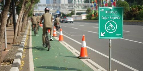 Jalur khusus sepeda di Jln Thamrin. Foto : Ist