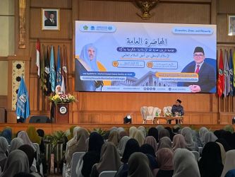 KULIAH UMUM. UIN Syarif Hidayatullah Jakarta menggelar Kuliah Umum dengan menghadirkan Sekretaris Jenderal (Sekjen) Liga Muslim Dunia.